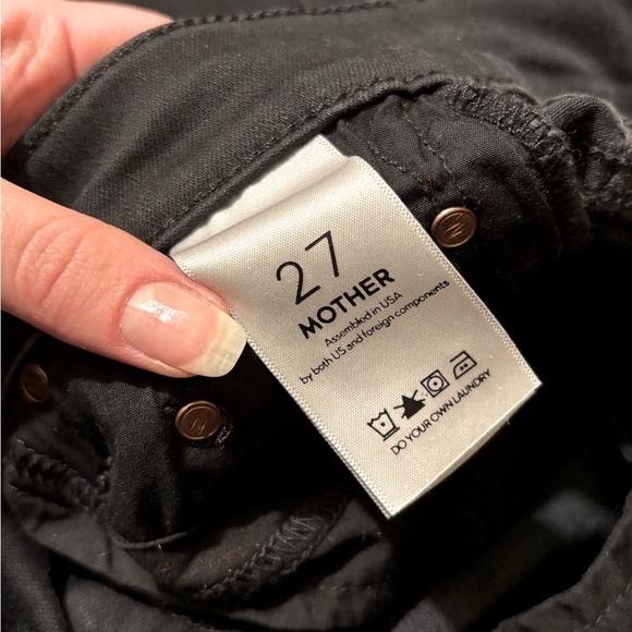 MOTHER The Insider Crop Straight Black Jeans in Not Guilty Size 26 - Picture 6 of 8